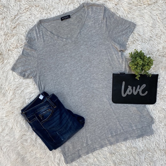 Zutter USA V-neck SS Tee 💗 Gray - Picture 2 of 12